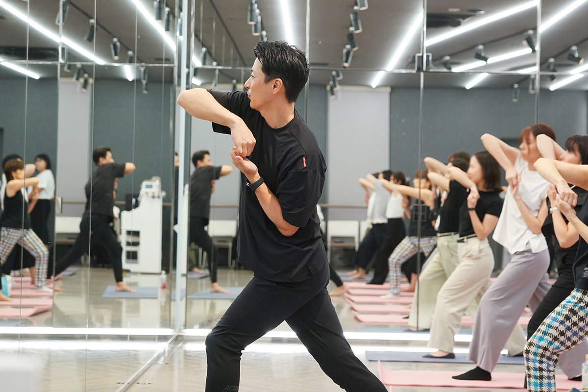 志水浩二による「リフレッシュストレッチ」